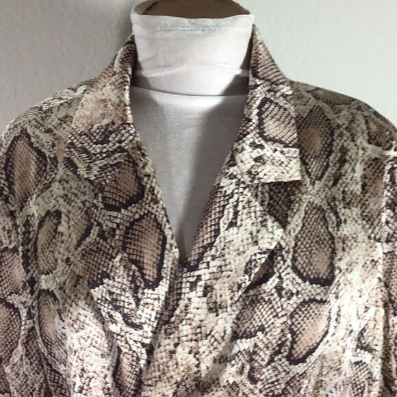 Eye Candy Robe Snakeskin Gown Collar Tab Sleeves Belted Midi V-Neck Size M - Picture 4 of 11